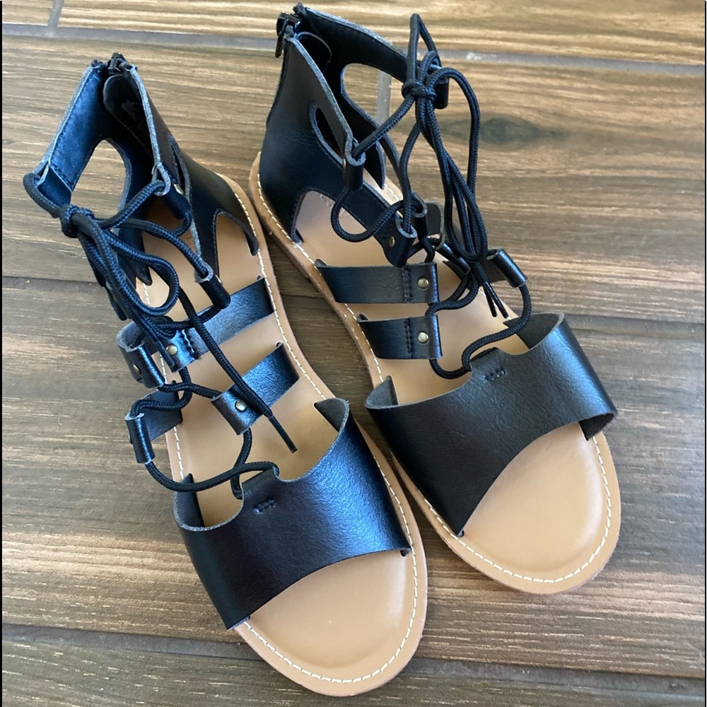 NWOT! Old Navy Black Gladiator Sandals
